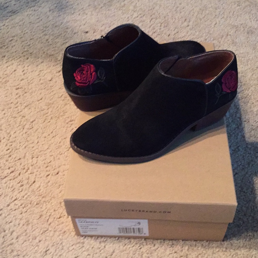 Brand new Lucky brand LK faithly suede boot size 6